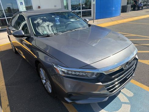 Used 2022 Honda Accord LX image 8
