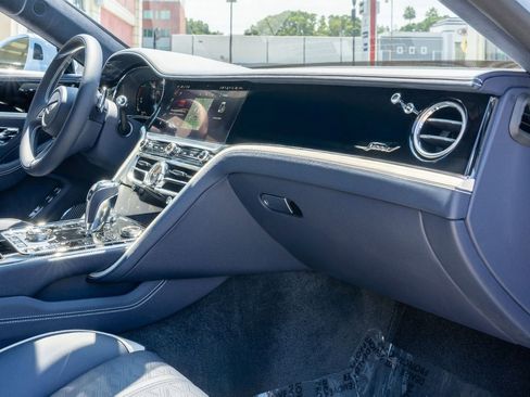 New 2025 Bentley Flying Spur Plug-In Hybrid image 26