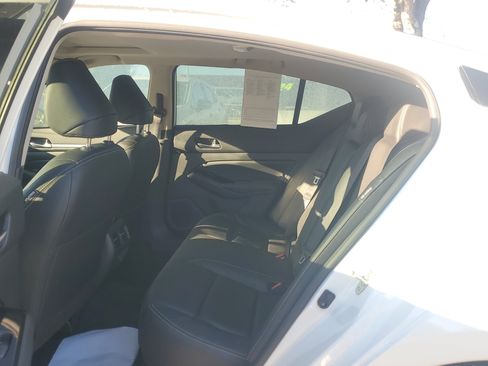 Used 2024 Nissan Altima 2.5 SL image 12