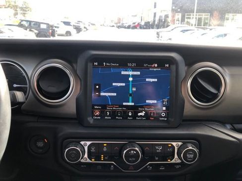 Used 2021 Jeep Wrangler Unlimited Rubicon 4xe w/ Steel Bumper Group image 24