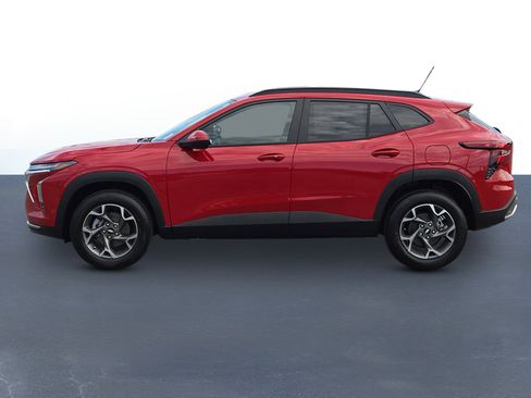 New 2026 Chevrolet Trax LT w/ LT Convenience Package image 8