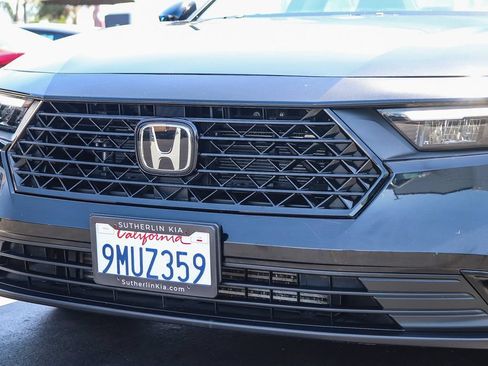 Used 2024 Honda Accord EX image 9