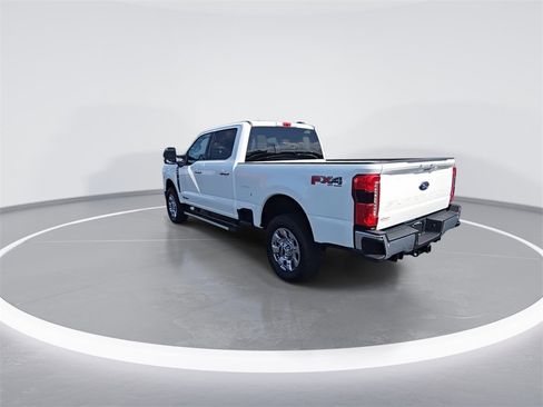 New 2026 Ford F250 Lariat w/ Chrome Package image 7