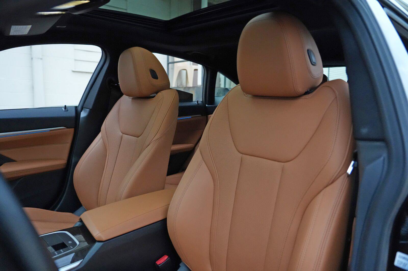 Used 2023 BMW i4 eDrive35 w/ Premium Package RWD image 44