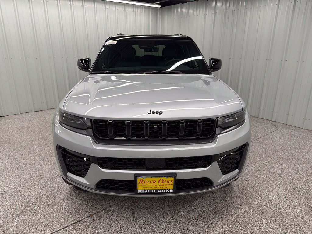 New 2026 Jeep Grand Cherokee Summit w/ Obsidian Package AWD/4WD image 2