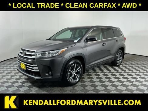 Used 2017 Toyota Highlander Plus AWD/4WD image 1