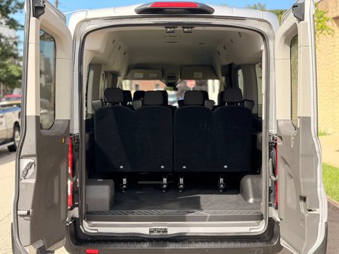 Used 2023 Ford Transit 350 XLT RWD image 7