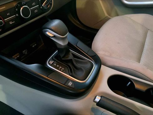 Used 2022 Kia Soul LX w/ Technology Package FWD image 16