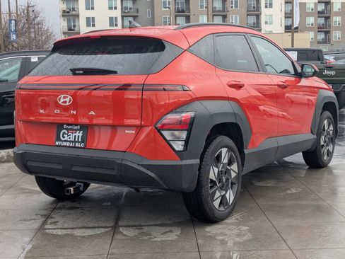 Certified 2025 Hyundai Kona SEL image 4