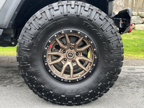 Used 2020 Jeep Wrangler Rubicon w/ LED Lighting Group AWD/4WD image 34