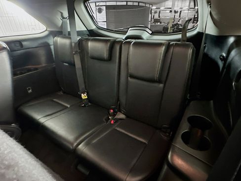 Used 2018 Toyota Highlander XLE image 28