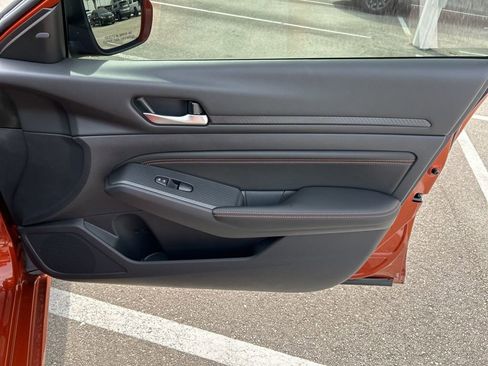 Certified 2021 Nissan Altima 2.5 SR image 44