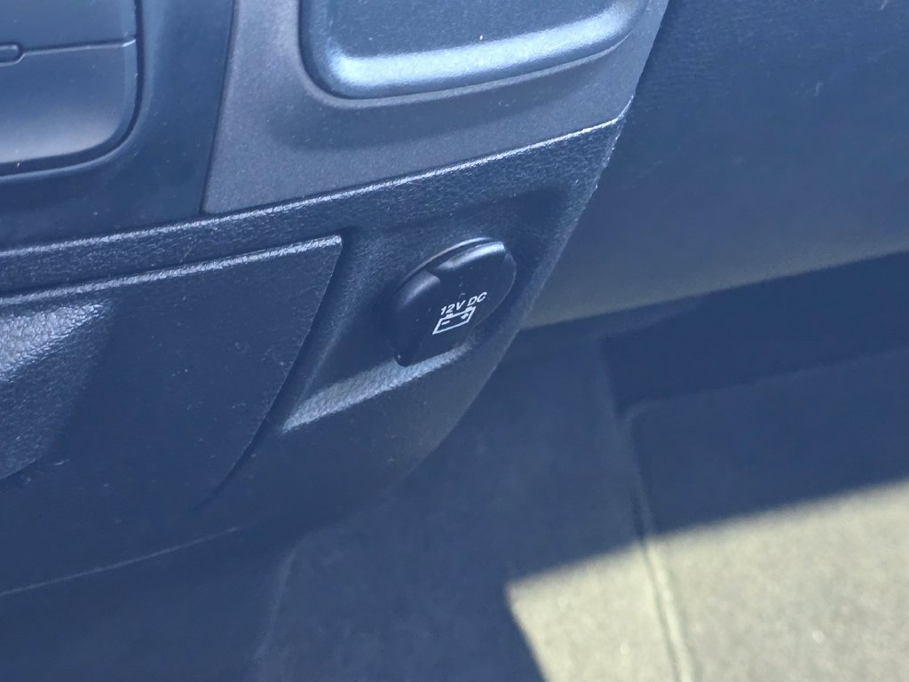 Used 2017 RAM 1500 Express RWD image 27