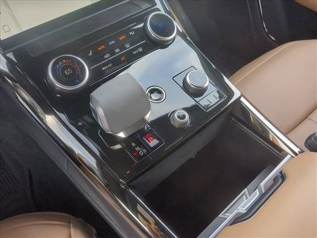 Used 2023 Land Rover Range Rover Sport SE AWD/4WD image 19