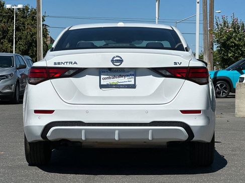 Certified 2023 Nissan Sentra SV FWD image 5