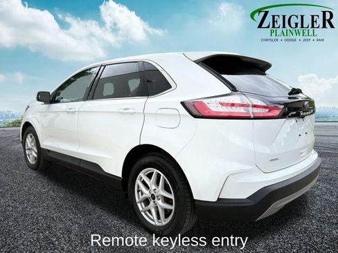 Used 2023 Ford Edge SEL AWD/4WD image 3