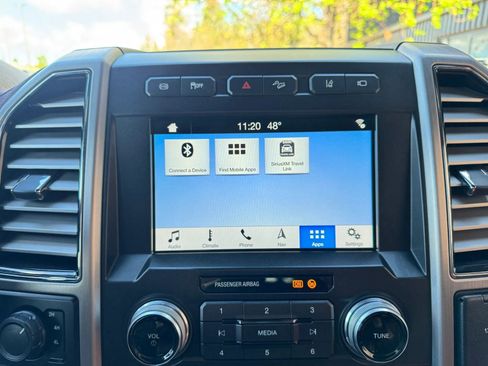 Used 2019 Ford F350 Platinum w/ Platinum Ultimate Package AWD/4WD image 18