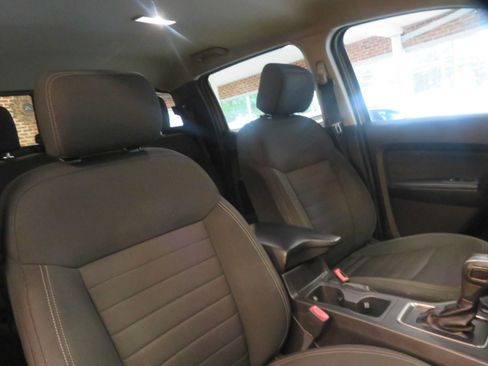 Used 2019 Ford Ranger XLT w/ Equipment Group 302A Luxury AWD/4WD image 27