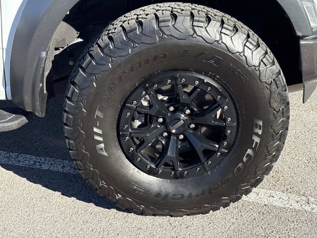 Certified 2023 Ford F150 Raptor w/ Raptor 37 Performance Package AWD/4WD image 9