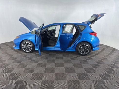 Used 2016 Scion iM image 9