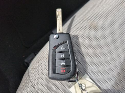 Certified 2021 Toyota Corolla LE FWD image 24
