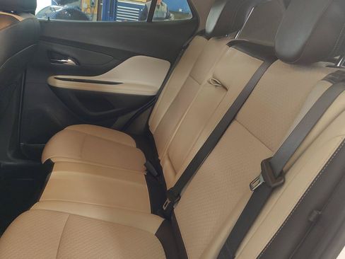 Used 2020 Buick Encore Preferred AWD/4WD image 18