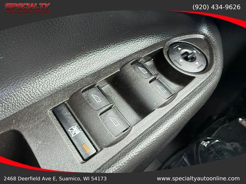 Used 2017 Ford Escape SE AWD/4WD image 37
