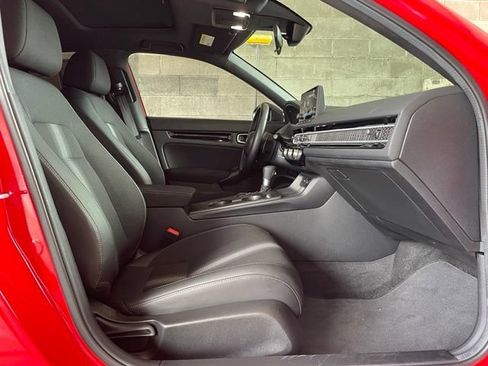 Used 2025 Honda Civic Sport image 21