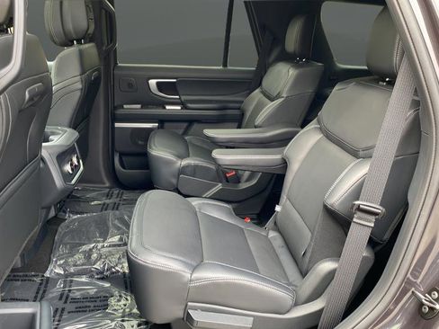 New 2026 Ford Expedition Platinum AWD/4WD image 24
