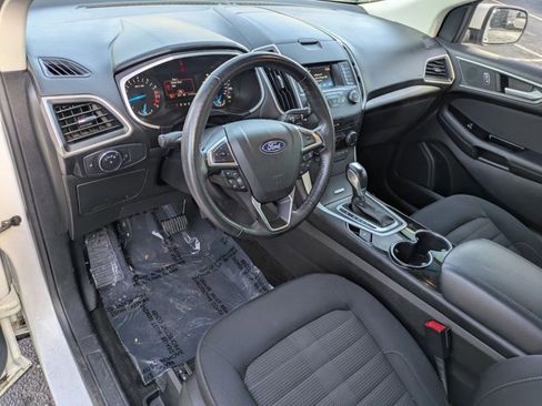Used 2018 Ford Edge SEL image 10