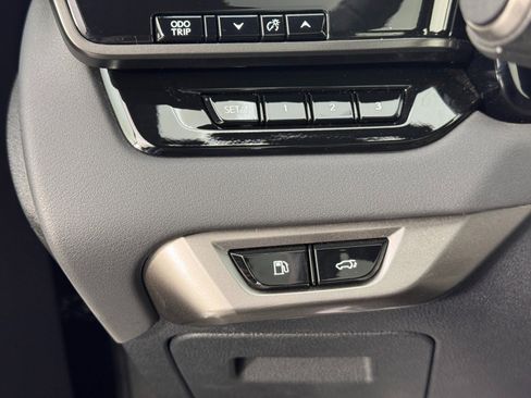 Used 2023 Lexus RX 500h F Sport w/ Cold Area Package image 18