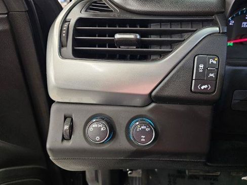 Used 2018 Chevrolet Tahoe LT w/ RST Edition AWD/4WD image 14