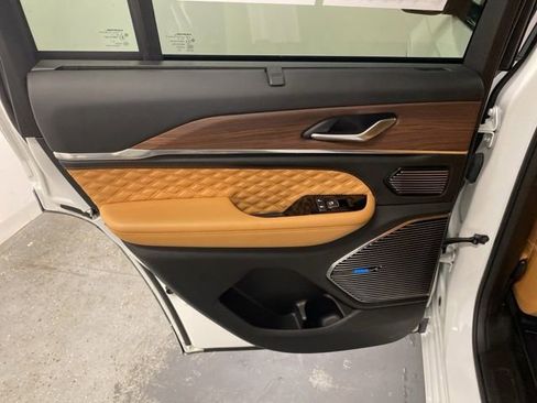 Used 2022 Jeep Grand Cherokee Summit w/ Adv Protech Group IV image 26