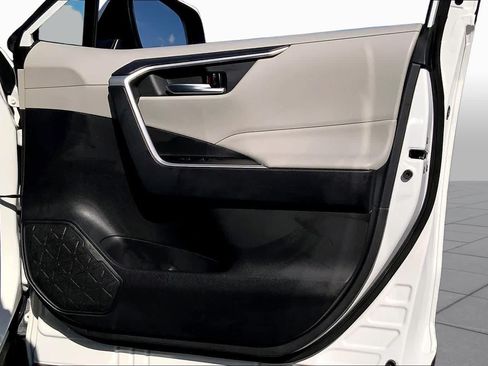 Certified 2024 Toyota RAV4 XLE AWD/4WD image 22