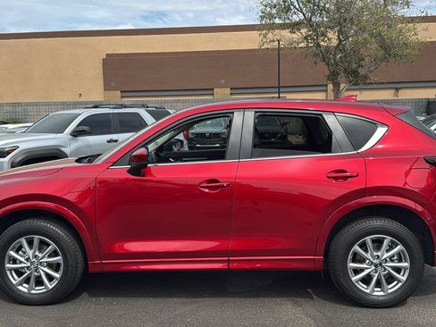 Used 2024 MAZDA CX-5 AWD 2.5 S w/ Select Package image 3