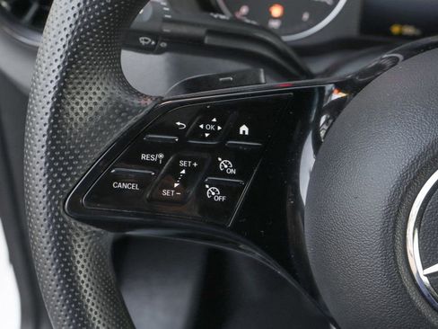 Used 2025 Mercedes-Benz Sprinter 2500 image 25