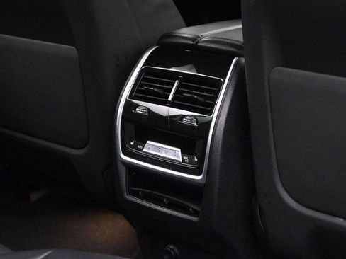 Used 2023 BMW X7 xDrive40i w/ Premium Package AWD/4WD image 19
