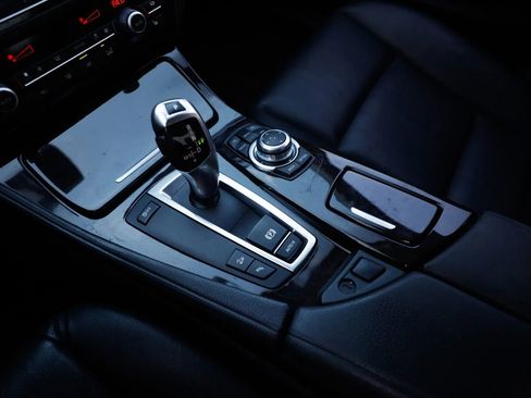 Used 2011 BMW 535i xDrive Sedan image 41