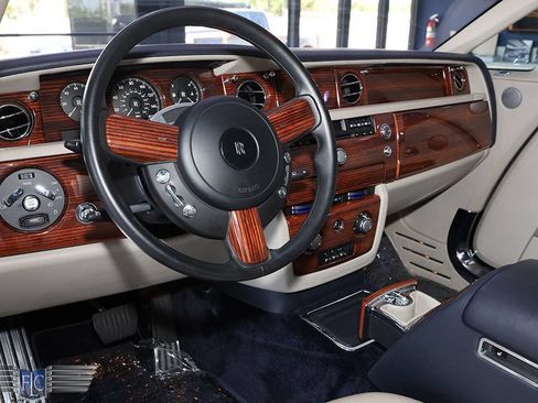 Used 2009 Rolls-Royce Phantom Coupe RWD image 25