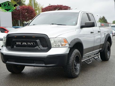 Used 2016 RAM 1500 Classic SLT AWD/4WD image 1