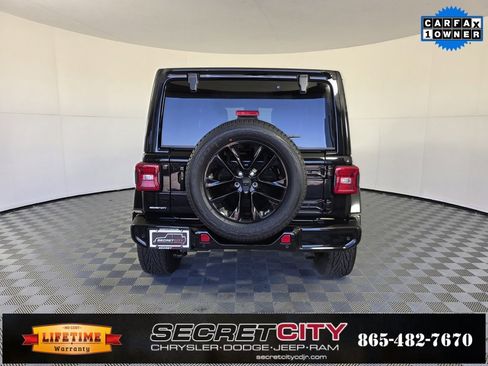 Used 2021 Jeep Wrangler Unlimited Sahara image 6