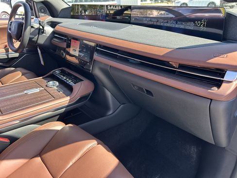 New 2026 Lincoln Navigator Reserve AWD/4WD image 12