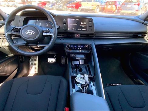 New 2026 Hyundai Elantra SEL Sport Premium image 5