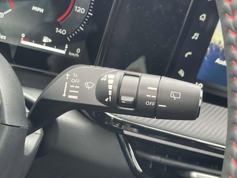 New 2025 Nissan Kicks SR image 20