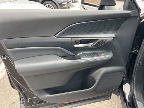 Used 2024 Toyota Grand Highlander MAX Platinum image 22