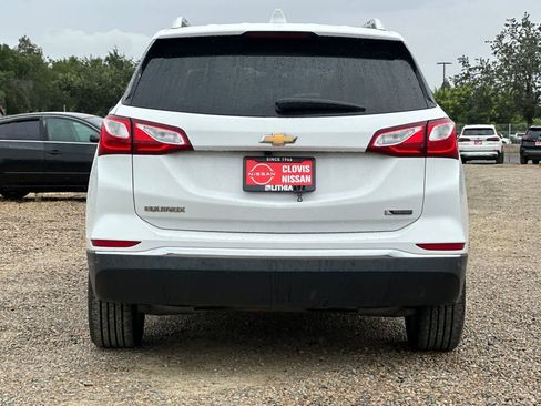 Used 2018 Chevrolet Equinox Premier FWD image 8