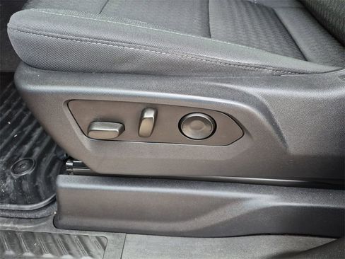 Certified 2022 Chevrolet Silverado 1500 Custom image 12