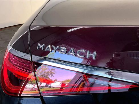 Certified 2021 Mercedes-Benz Maybach S 580 4MATIC image 33