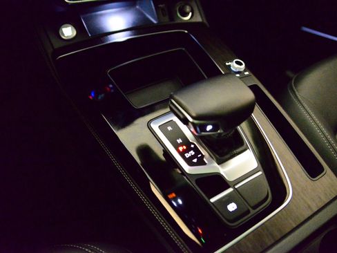 Used 2023 Audi Q5 2.0T Premium Plus w/ Premium Plus Package image 13