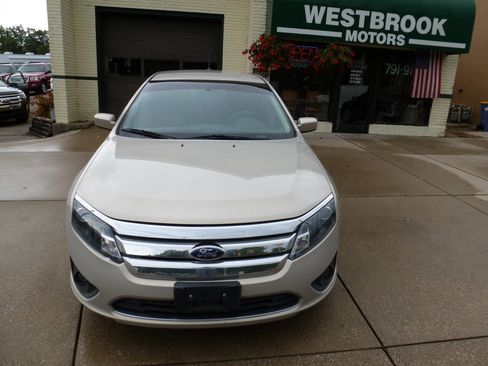 Used 2010 Ford Fusion SE image 7